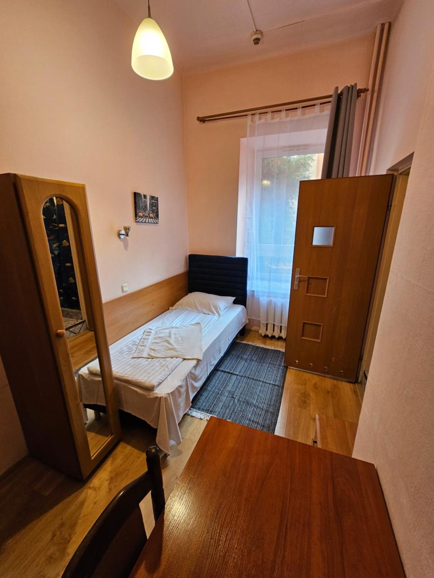 Hotel Haga Ченстохова Экстерьер фото