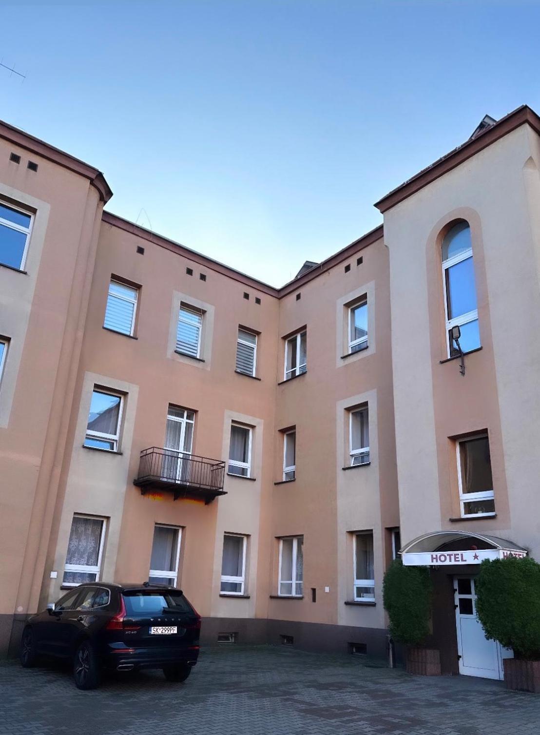 Hotel Haga Ченстохова Экстерьер фото