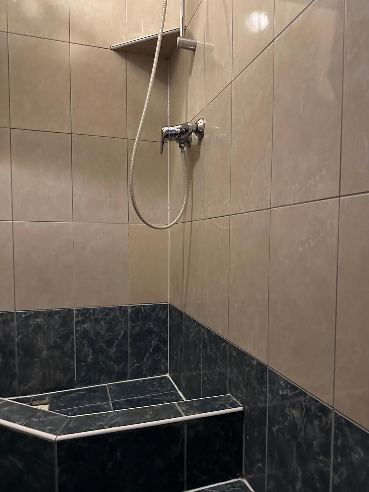 Hotel Haga Ченстохова Экстерьер фото